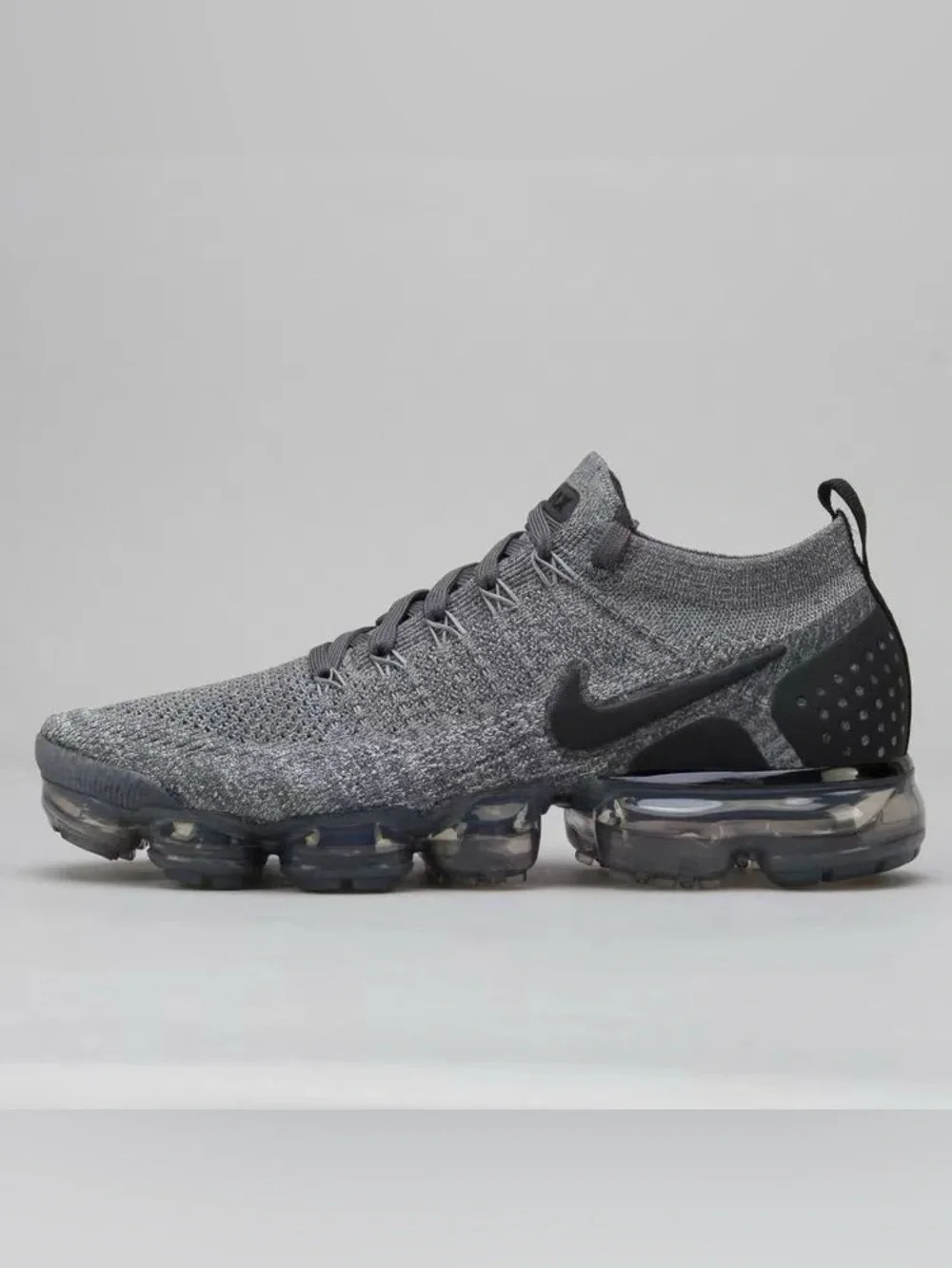 Nike VaporMax Flyknit Charcoal/Black Sneaker‎ Sz. 11